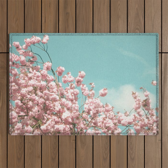 A Moment in Time Outdoor Rug Gallery Image 1