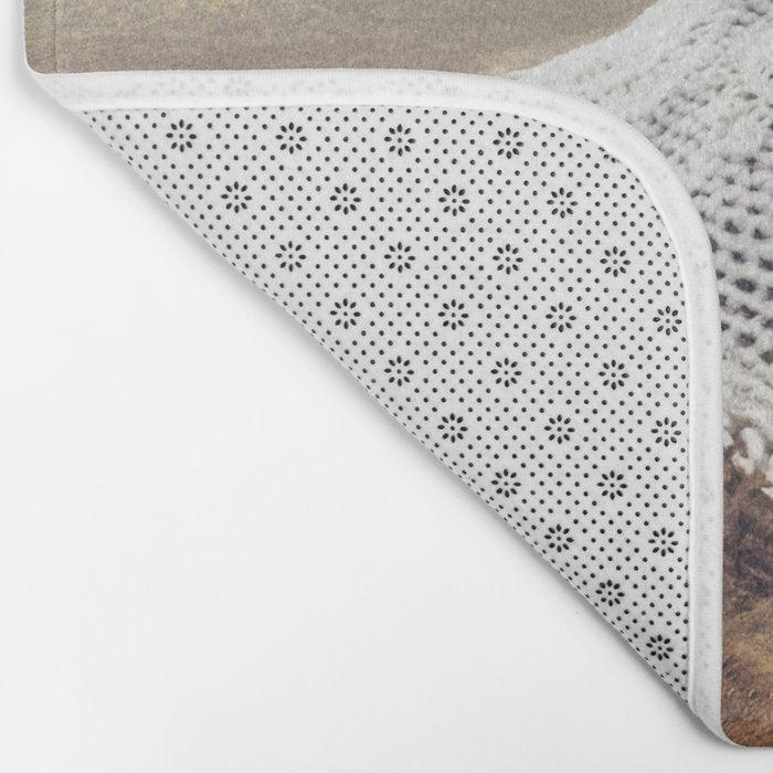 Doily Peaks - Snow Crochet Bath Mat Gallery Image 2