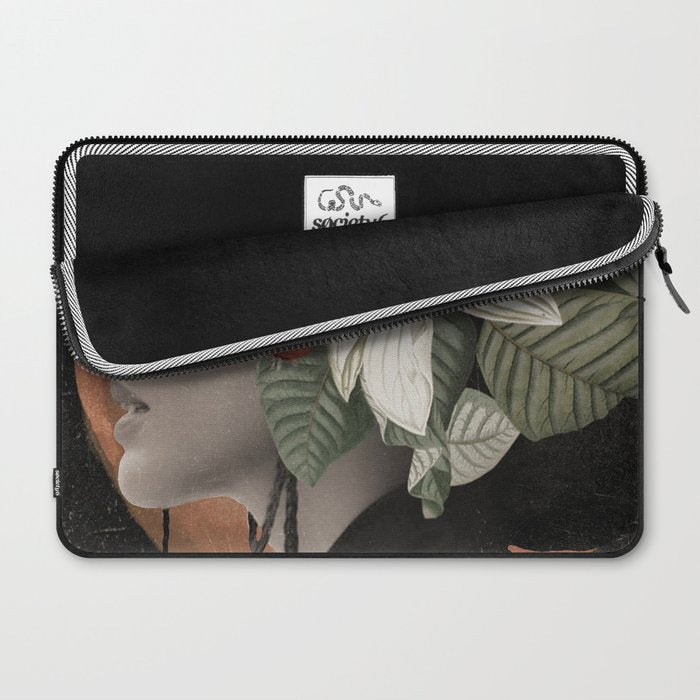 In Bloom 19 Laptop Sleeve Gallery Image 2
