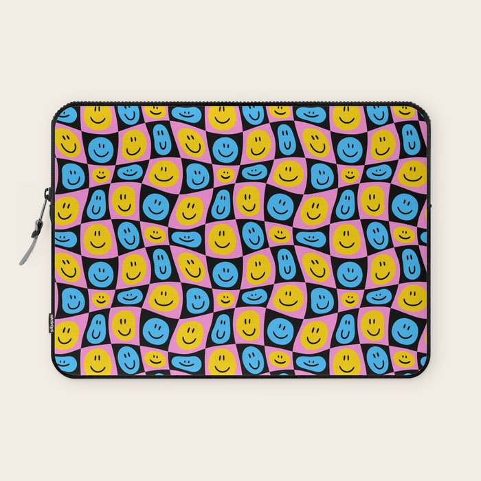 Retro happy smiling face checkered pattern Laptop Sleeve Gallery Image 1