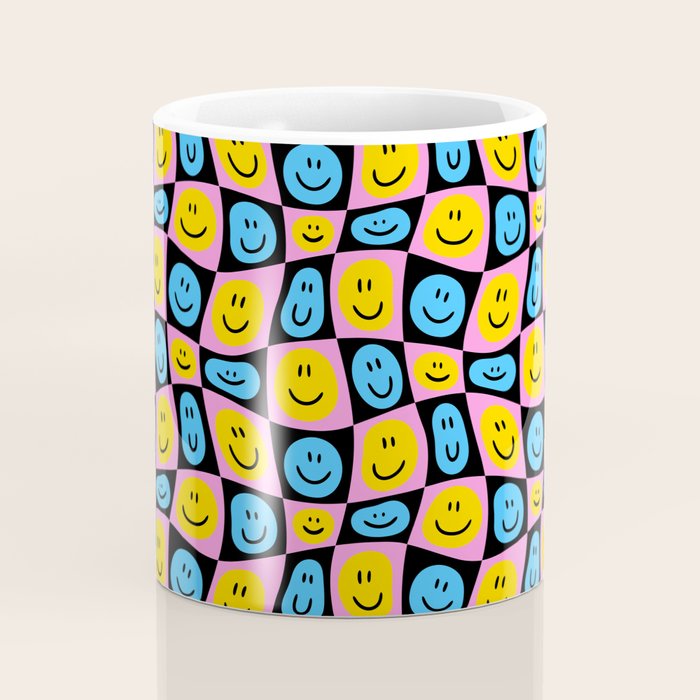 Retro happy smiling face checkered pattern Coffee Mug Gallery Image 4