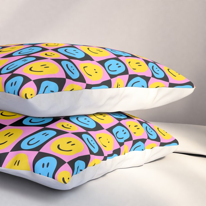 Retro happy smiling face checkered pattern Pillow Sham Gallery Image 3