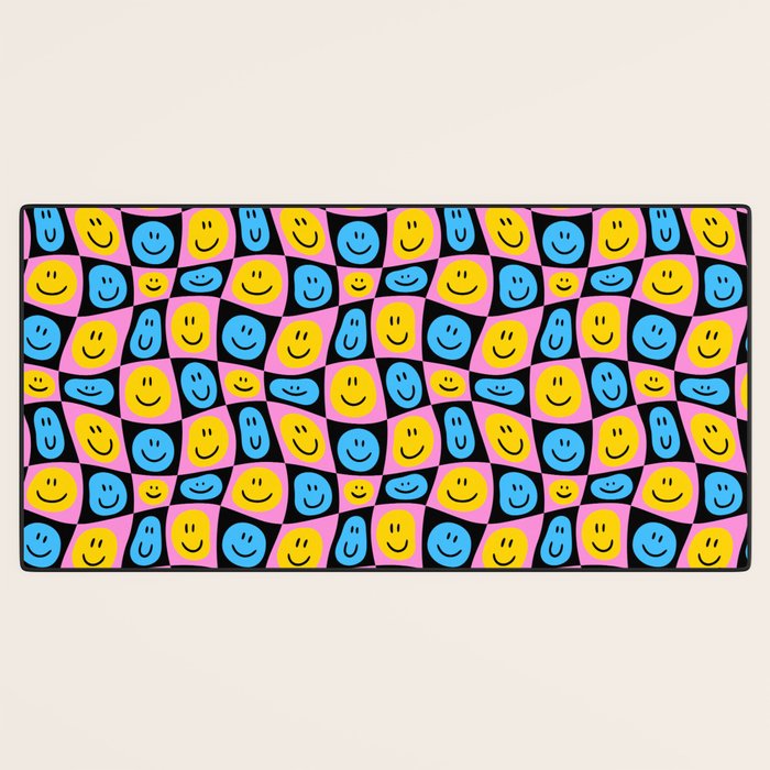Retro happy smiling face checkered pattern Desk Mat Gallery Image 3