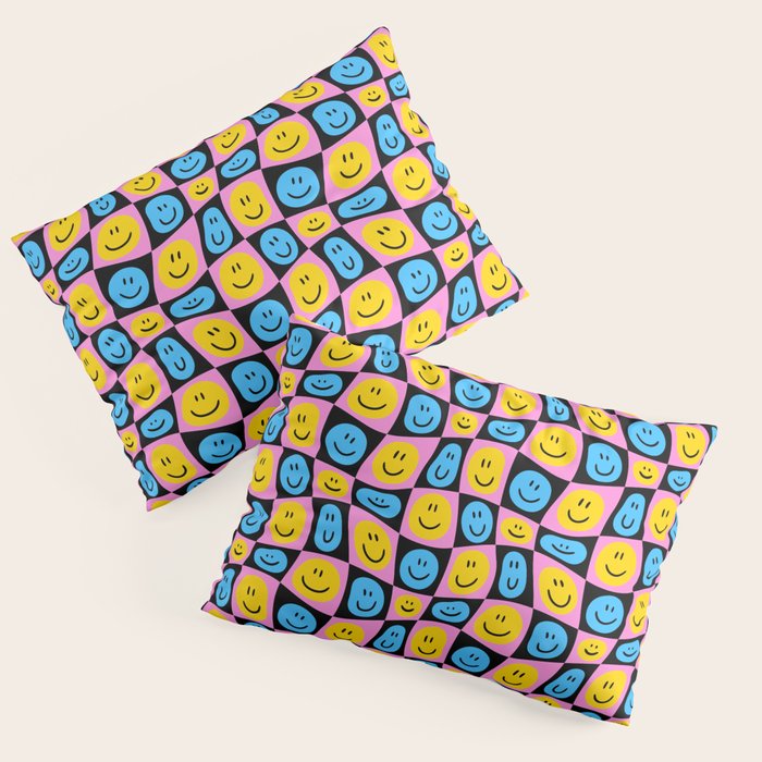 Retro happy smiling face checkered pattern Pillow Sham Gallery Image 1