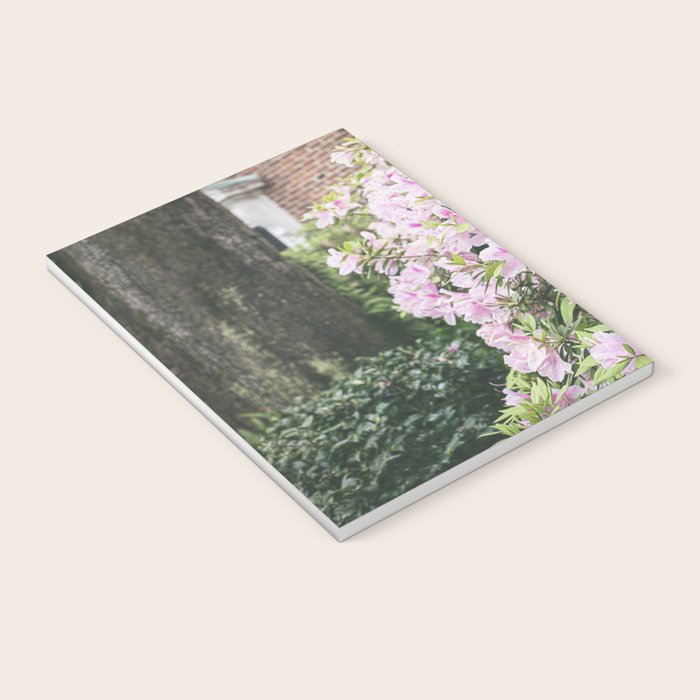 New Orleans Photography x Spring in the Garden District of New Orleans Notebook Gallery Image 3