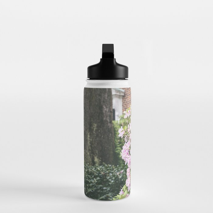 New Orleans Photography x Spring in the Garden District of New Orleans Water Bottle Gallery Image 3
