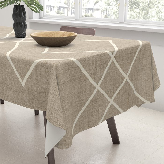 Nudo in Tan Tablecloth Gallery Image 3
