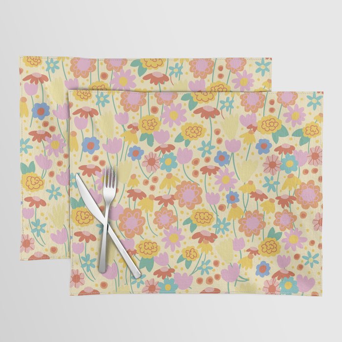 Floral pattern cream Placemat Gallery Image 1