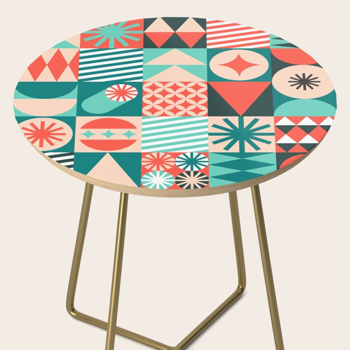 Mid Century Retro Holiday Side Table Gallery Image 2