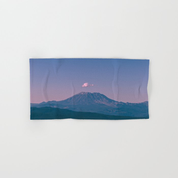 Mount Saint Helens V Bath Towel Gallery Image 1