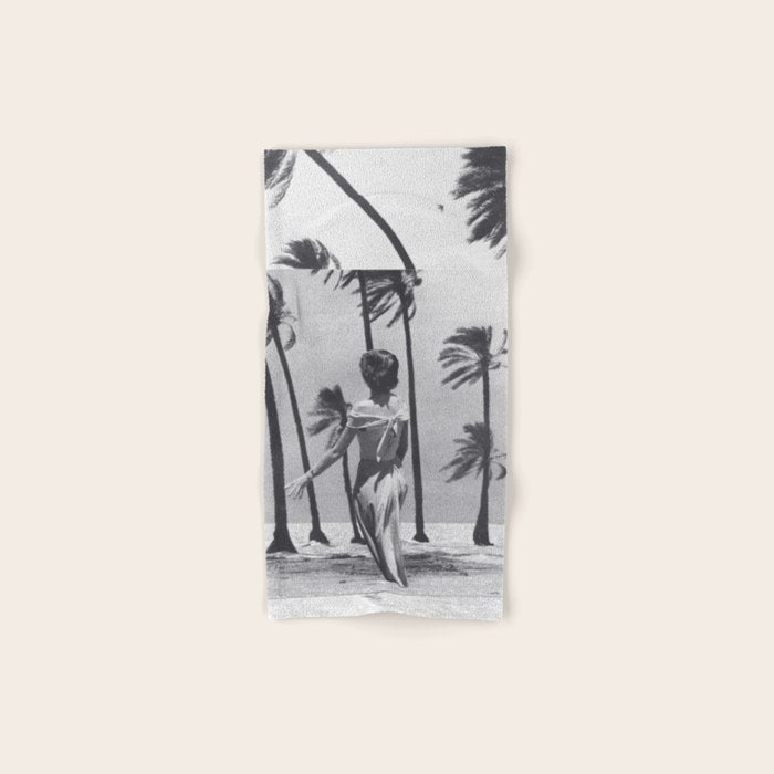 Tropical Storm Bath Towel Gallery Image 1