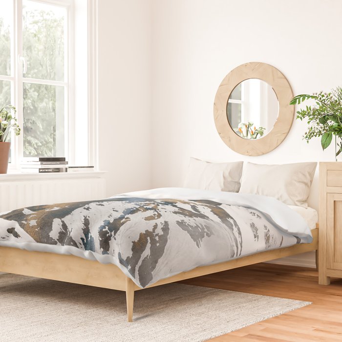mountain 10 Duvet Cover Gallery Image 2