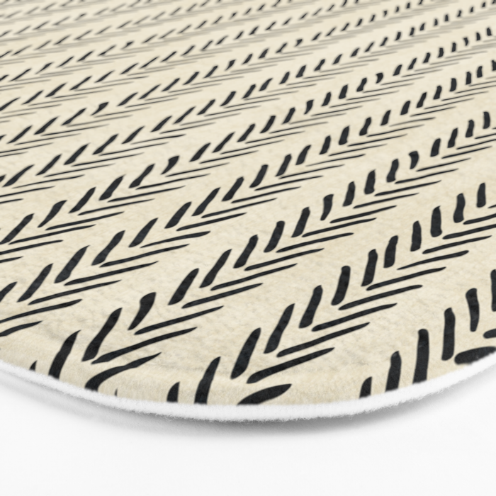 Small Black and White Arrowheads Bath Mat Gallery Image 3