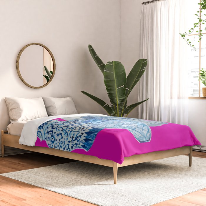 Hot Pink Blue and White Ginger Jars  Comforter Gallery Image 2