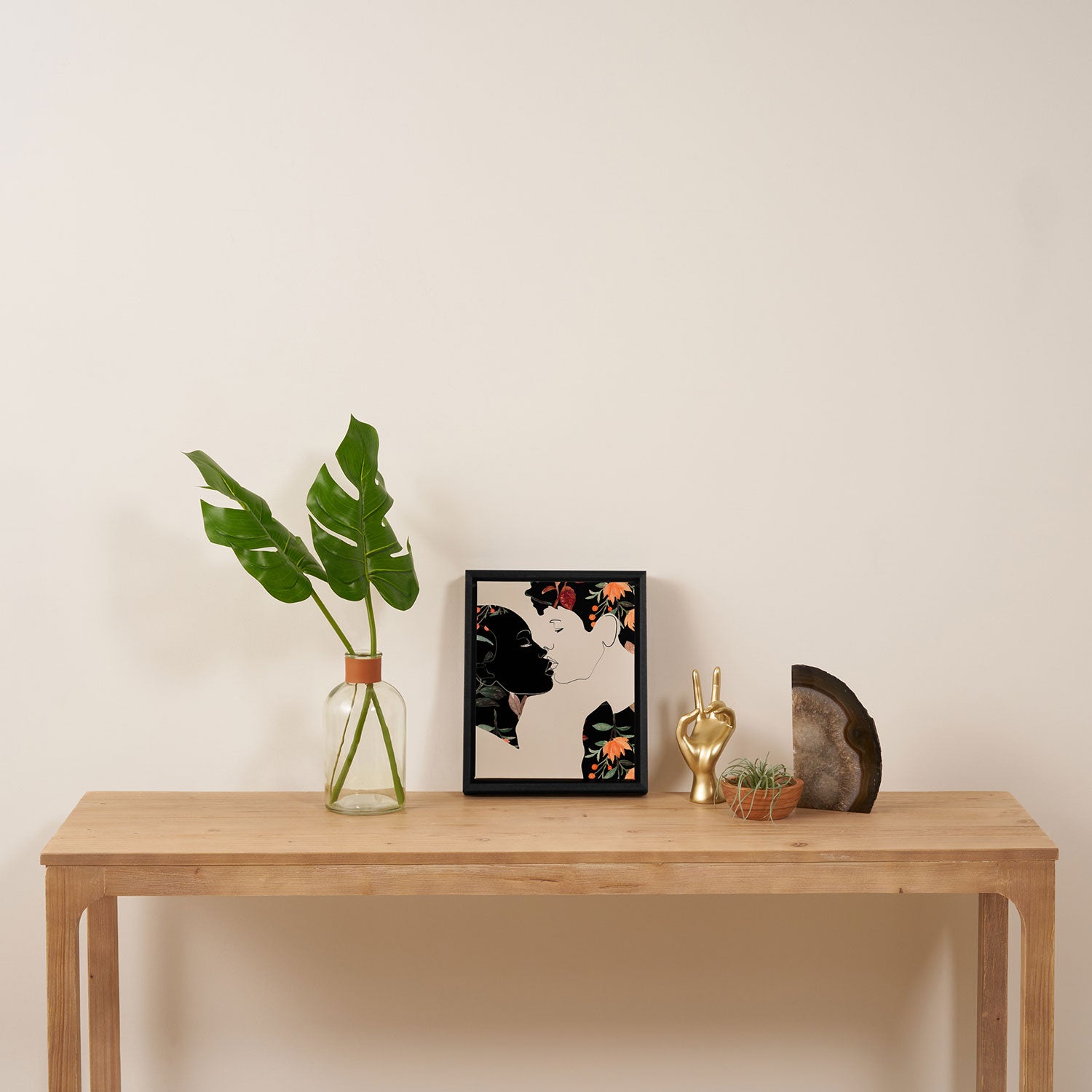 Floral Kiss  Framed Canvas Print Gallery Image 4