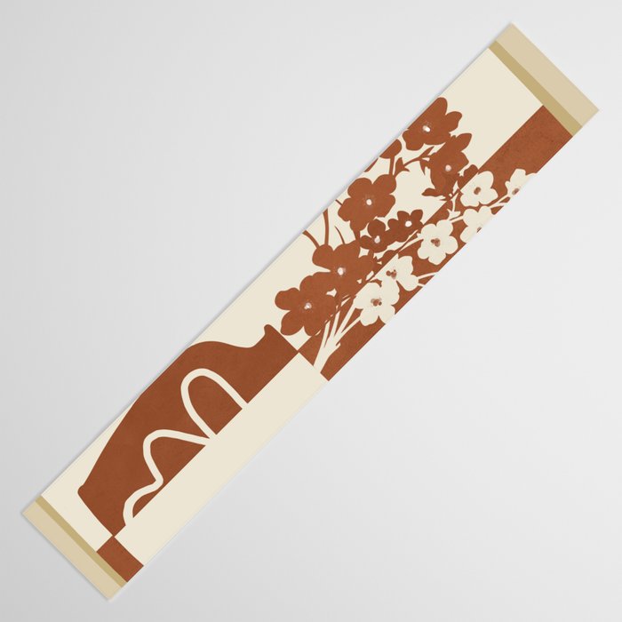 Botanical Contras 6 Table Runner Gallery Image 3