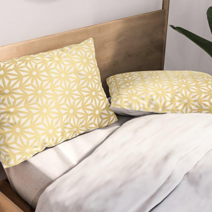 Asanoha Pattern - Gold Pillow Sham Gallery Image 2