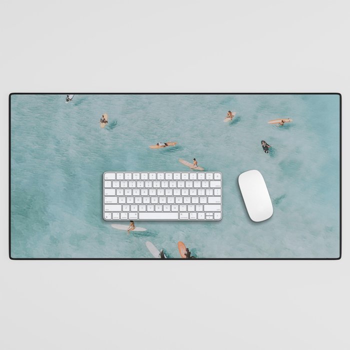 float xvi Desk Mat Gallery Image 1