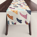 Single fin Table Runner Gallery Image 1