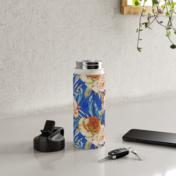 Dolphin Eternal Marine Spring Water Bottle Gallery Image 4