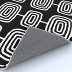 Mid Century Modern Atomic Rings Pattern Black and White Rug Gallery Image 4