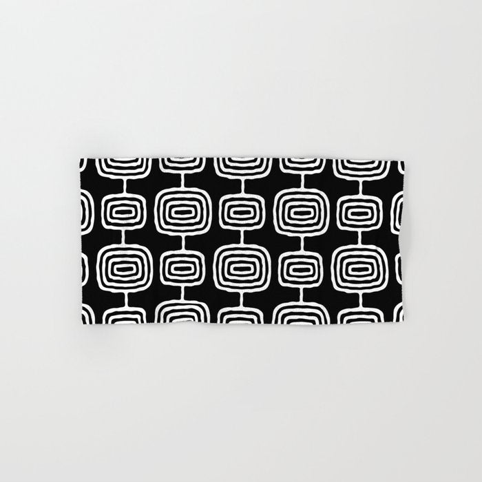 Mid Century Modern Atomic Rings Pattern Black and White Towels Gallery Image 1