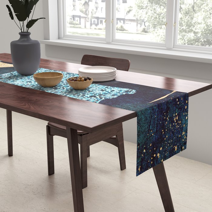Metallic Stingray II Table Runner Gallery Image 2