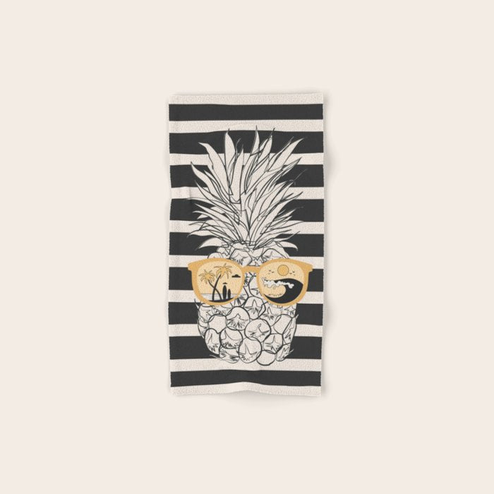 Pineapple Dreams 1 Bath Towel Gallery Image 1