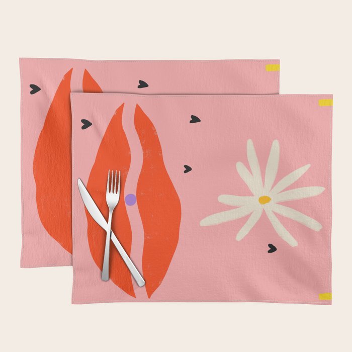 PEARL AND DAISY Placemat Gallery Image 1