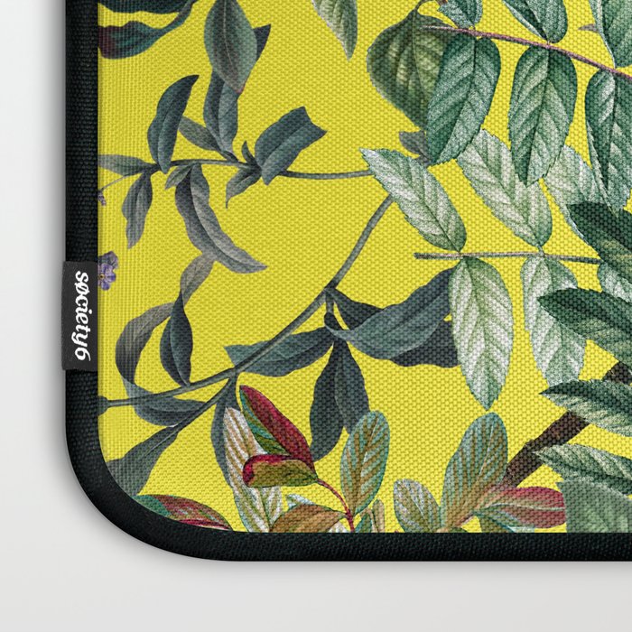 Secret Garden III Laptop Sleeve Gallery Image 3