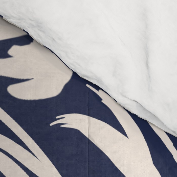 Wild floral strokes I Comforter Gallery Image 4