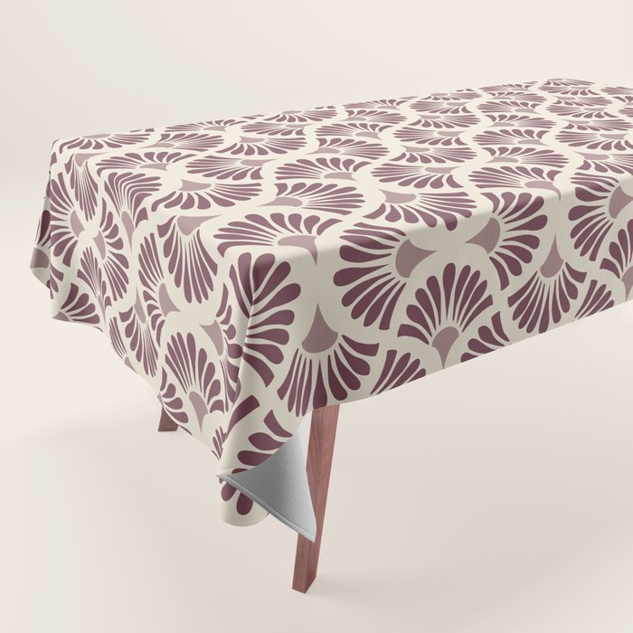 Vintage Fan Shell Pattern Tablecloth Gallery Image 1