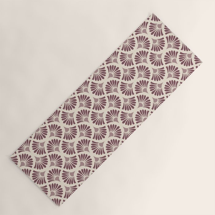 Vintage Fan Shell Pattern Yoga Mat Gallery Image 1
