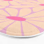 Big Daisy - Groovy Flower Pink Bath Mat Gallery Image 3