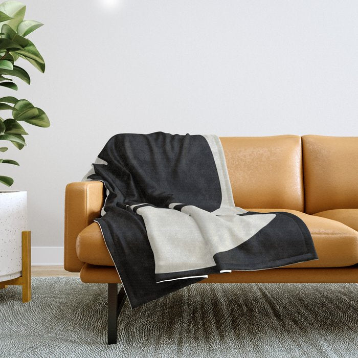 // Reverse 01 Throw Blanket Gallery Image 1