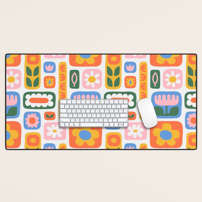 Vintage scandinavian floral art pattern Desk Mat Gallery Image 1