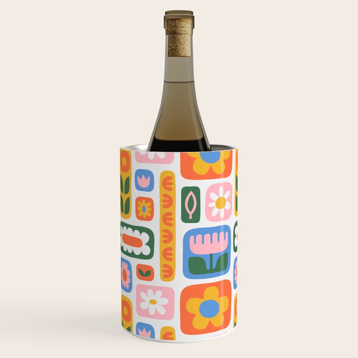 Vintage scandinavian floral art pattern Wine Chiller Gallery Image 3