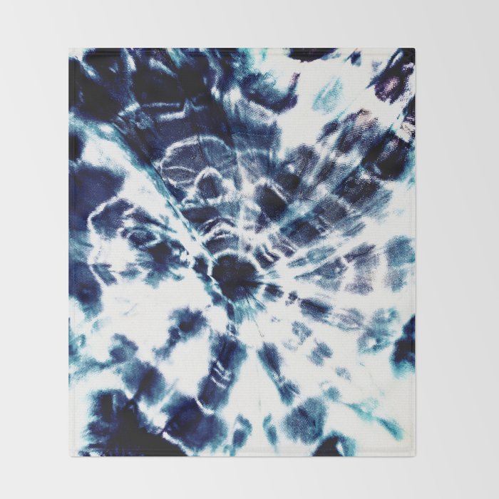 Tie Dye Sunburst Blue Throw Blanket Gallery Image 2