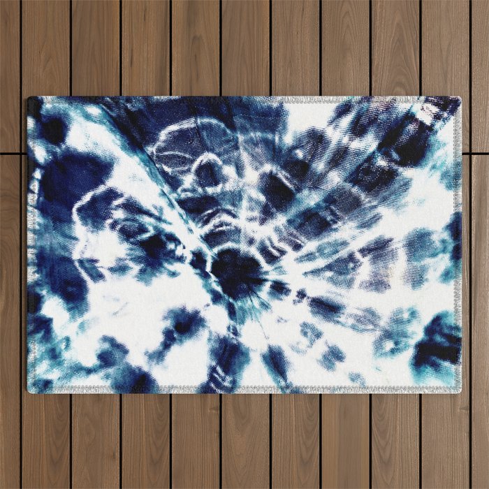 Tie Dye Sunburst Blue Outdoor Rug Gallery Image 1