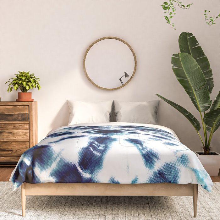 Tie Dye Sunburst Blue Comforter Gallery Image 3