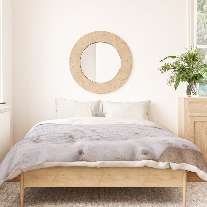 Rushing in Duvet Cover Gallery Image 3