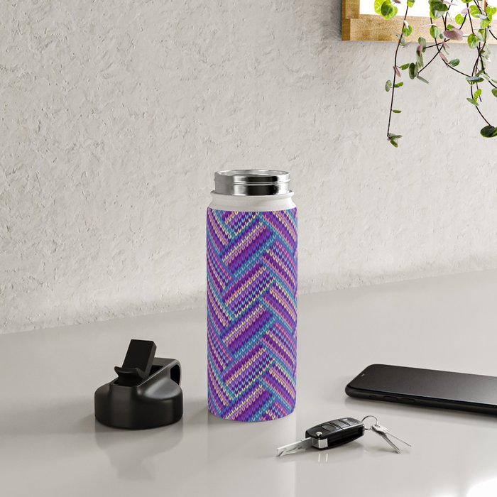 Knitted Textured Pattern Purple Water Bottle Gallery Image 4