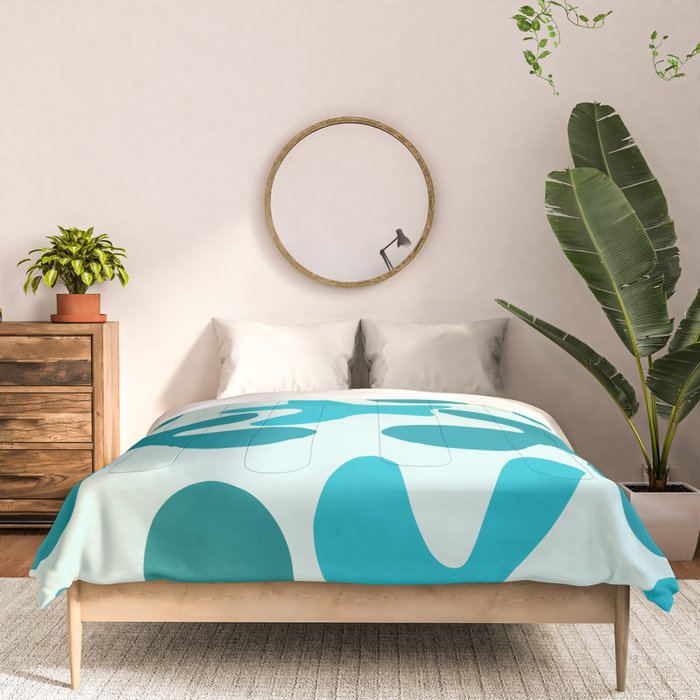 Sea Star Maximalist Pattern in Aqua and Teal Blue Comforter Gallery Image 3