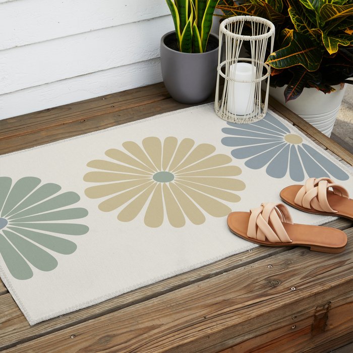 Retro Summer Daisies II Outdoor Rug Gallery Image 2