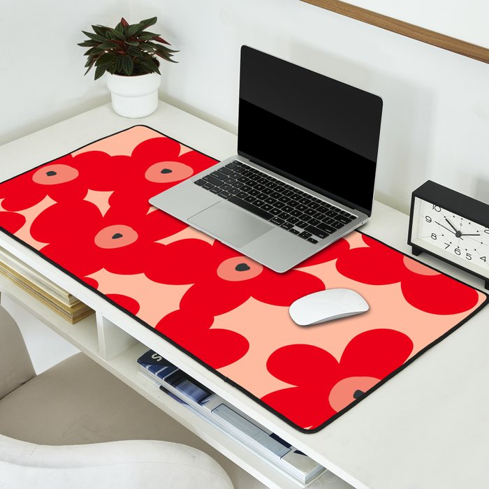 Red flower pattern  Desk Mat Gallery Image 2