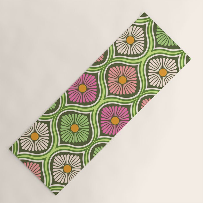 Groovy 70s Retro Mod Daisy Flowers Yoga Mat Gallery Image 1