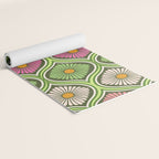Groovy 70s Retro Mod Daisy Flowers Yoga Mat Gallery Image 2