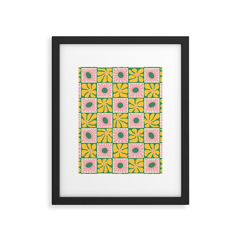 Retro checkered flower art pattern Framed Art Print Gallery Image 6