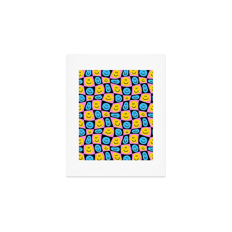 Retro happy smiling face checkered pattern Art Print Gallery Image 1
