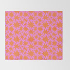 Abstract retro pink star shape pattern Throw Blanket Gallery Image 2